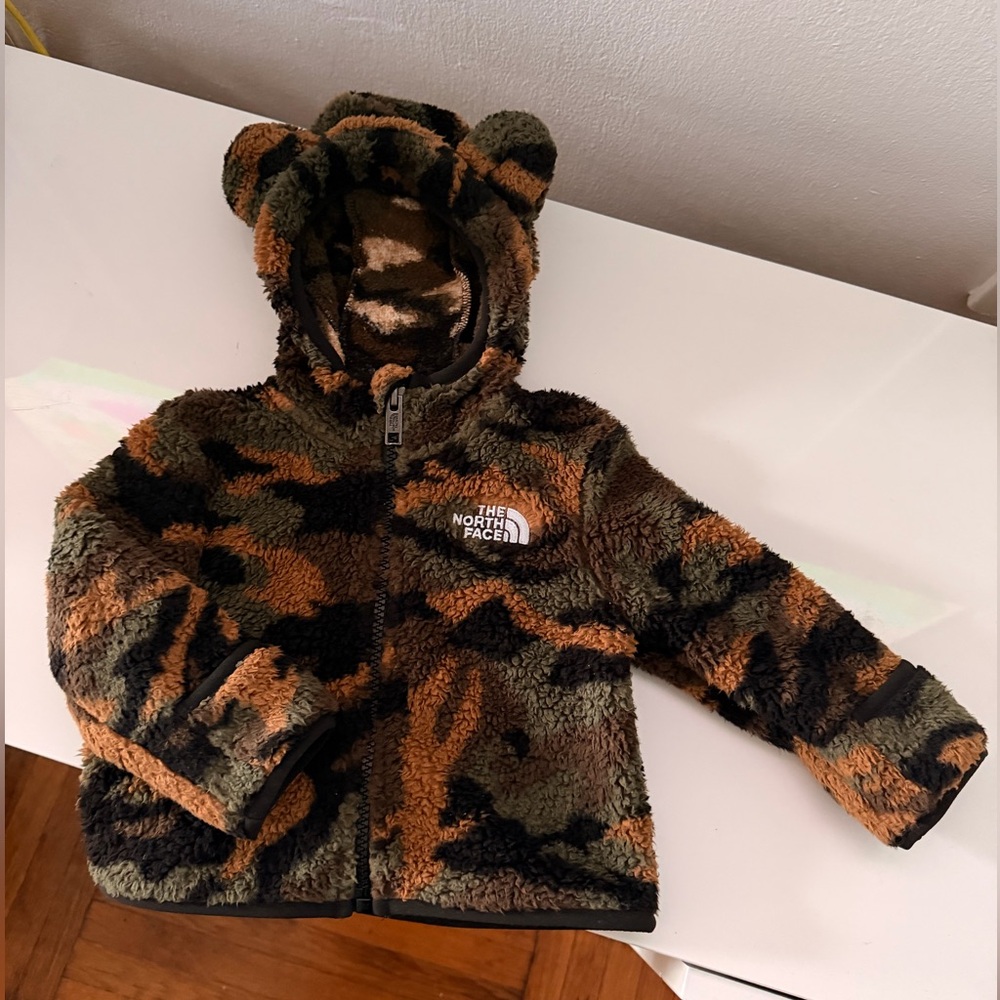 The North Face Camo Fleece Jacket - Picture 2 of 5